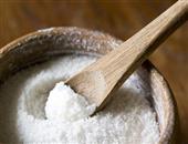 食盐摄入过多容易导致骨质疏松