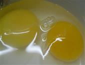 婴幼儿补铁吃鸡蛋黄和豆制品