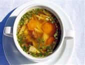 椰子栗子煲鸡汤做法有哪些 经常煲汤有益健康