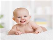 4个月宝宝会笑但不出声怎么不 4个月宝宝触觉感知训练方法有哪些