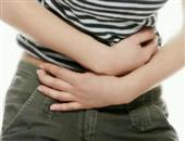 女性长期胃痛便秘需要排查卵巢癌