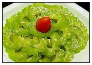 这样吃苦瓜能够帮助孕妈解决上火问题 这样吃苦瓜能够帮助孕妈解决上火问题