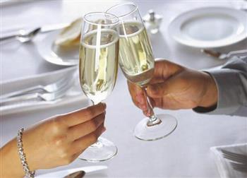 年底宴席多 教你6招保健康