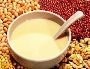 了解豆浆功效吗？豆浆不是所有人都宜常喝