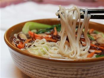 食补养胃宜忌 远离14种伤胃食物 食补养胃宜忌 远离14种伤胃食物