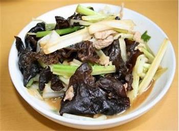 减肥可以吃这三道低卡食物