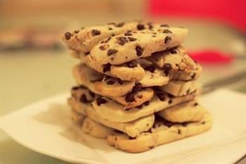 哪些零食属于低卡零食的范畴