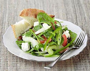 在美食诱惑下要如何减肥