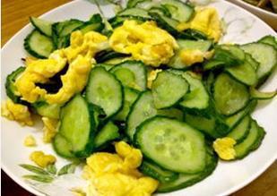 夏季来临  黄瓜加鸡蛋有效快瘦