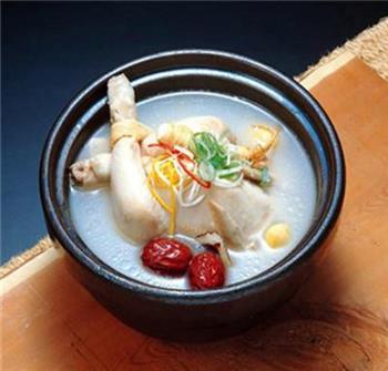韩国的参鸡汤是怎么做的？