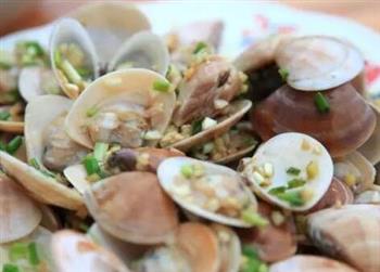沙蛤蜊能和芹菜一起吃吗/同吃_沙蛤蜊和芹菜相克吗