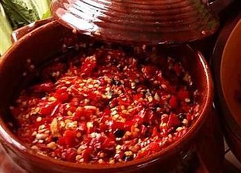 香辣酱能和圆白菜一起吃吗_香辣酱和圆白菜能一起吃吗/同吃