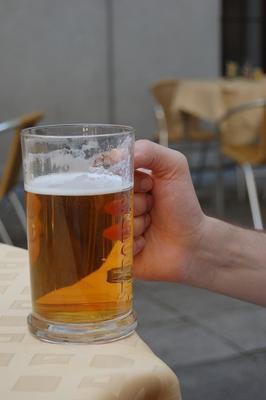 胆固醇高喝啤酒可以吗 高胆固醇的饮食禁忌