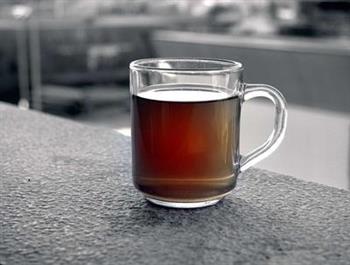 喝普洱茶大便拉油 普洱茶的功效与作用