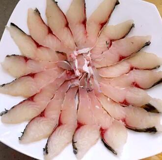 草鱼怎么做好吃又简单 草鱼怎么切片草鱼怎么做好吃又简单呢草鱼的营养价值有什么