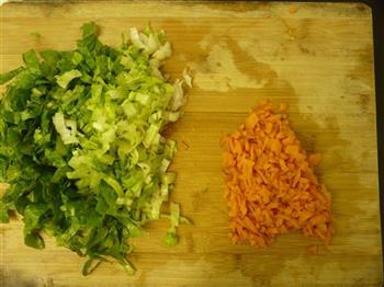 简单蔬菜粥的做法步骤3