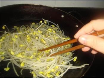 凉拌黄豆芽的做法步骤10