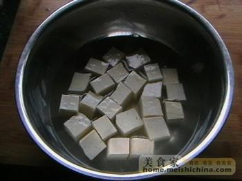 脆皮豆腐的做法图解2