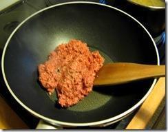 红酱牛肉螺旋粉的做法步骤3