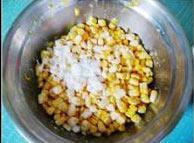 椒盐玉米的做法步骤4