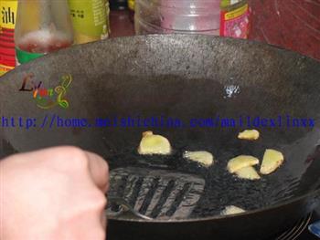 豆豉香煎鱼的做法步骤2