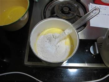 紫薯酸奶戚风蛋糕的做法步骤4