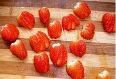 香甜草莓派的做法步骤2