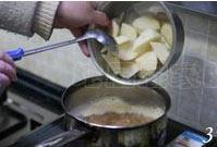 排骨汁烧土豆的做法图解3