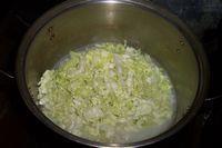 火腿鸡蛋蔬菜粥的做法步骤2