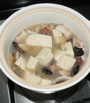 五花肉冻豆腐汤的做法图解4