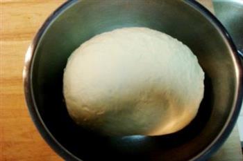 鲜牛奶白土司面包的做法步骤5