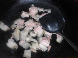 酸菜梗小炒肉的做法步骤5