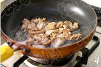 腌菜土豆烧肉片的做法步骤4