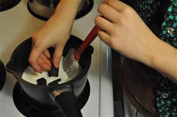 冰淇淋夹心蛋糕的做法步骤12