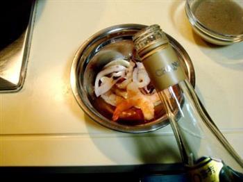 海鲜馄饨伴核桃蘑菇汁的做法图解22