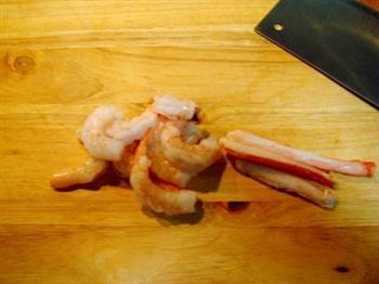 海鲜馄饨伴核桃蘑菇汁的做法步骤6