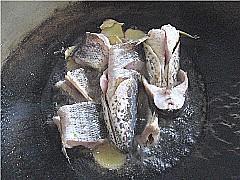 乌鱼炖豆腐的做法步骤6