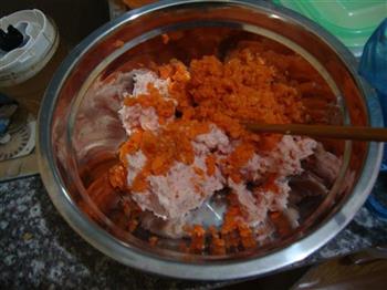 西红柿胡萝卜肉丸汤的做法步骤2