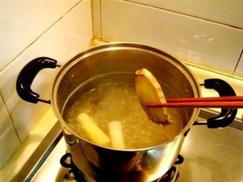 炖牛肉萝卜清汤的做法步骤7