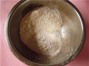 杏鲍菇炸酱荞麦面的做法步骤2