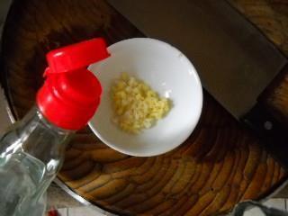 黄瓜木耳拌豆花的做法步骤7