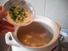 土豆炖排骨汤的做法步骤6