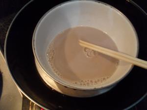 红豆沙牛奶冻糕的做法步骤7