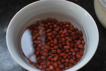 排骨红豆糯米饭的做法步骤1