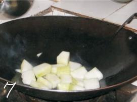 豆豉烧冬瓜的做法步骤7