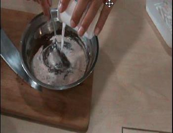 巧克力冰淇淋的做法步骤7