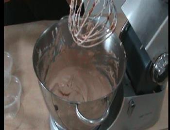 巧克力冰淇淋的做法图解8