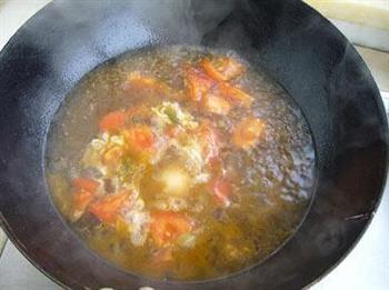 西红柿鸡蛋混汤面的做法步骤3