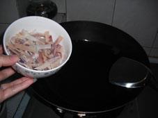 豆腐粒香菇干鱿鱼粥的做法步骤8