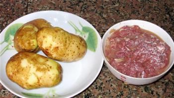 土豆丝炒牛肉的做法步骤1